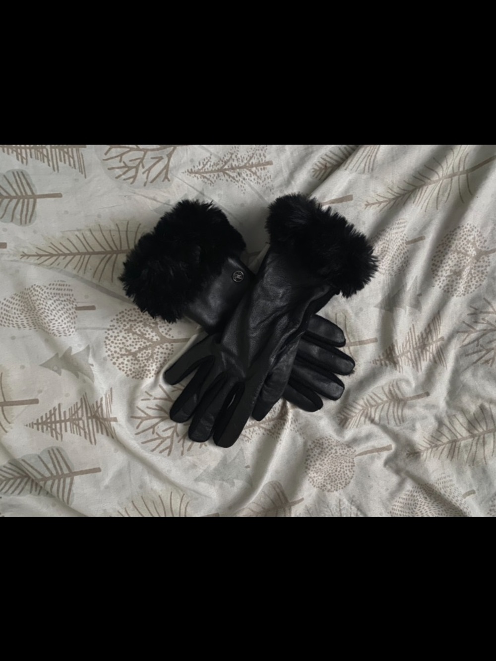 Adrienne Vittadini Black Faux Fur Cuff Touchscreen Gloves